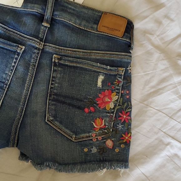 New American Eagle denim shorts. - Picture 10 of 12